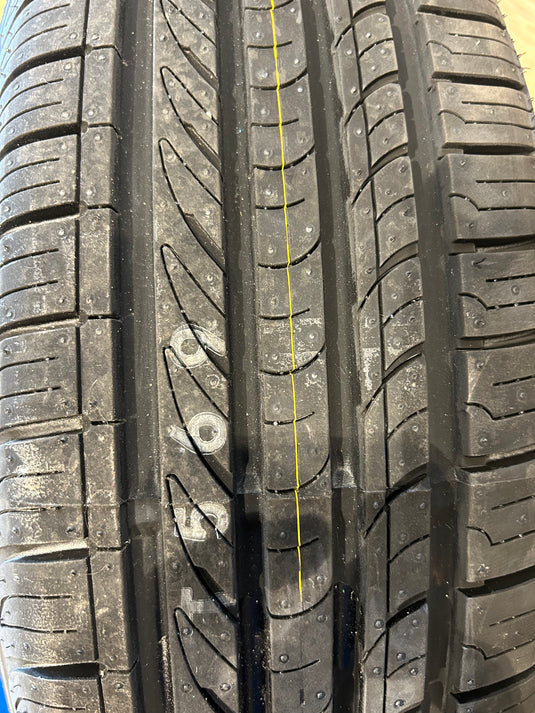 F15-0038ロードストーンEUROVIS HP02195/65Ｒ15夏タイヤ