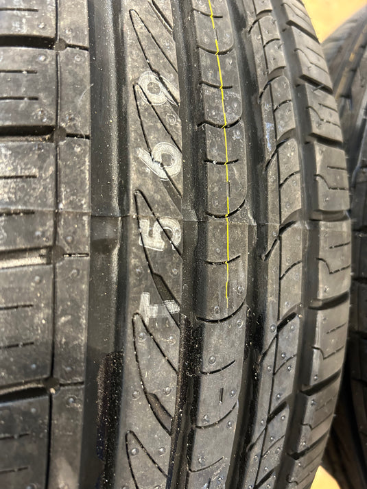 F15-0038ロードストーンEUROVIS HP02195/65Ｒ15夏タイヤ