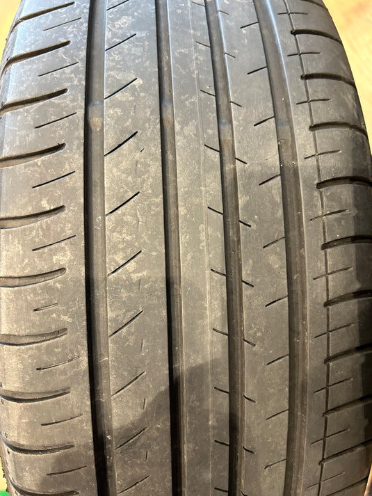 F16-0026ヨコハマﾌﾞﾙｰｱｰｽGT　AE51185/55Ｒ16夏タイヤ