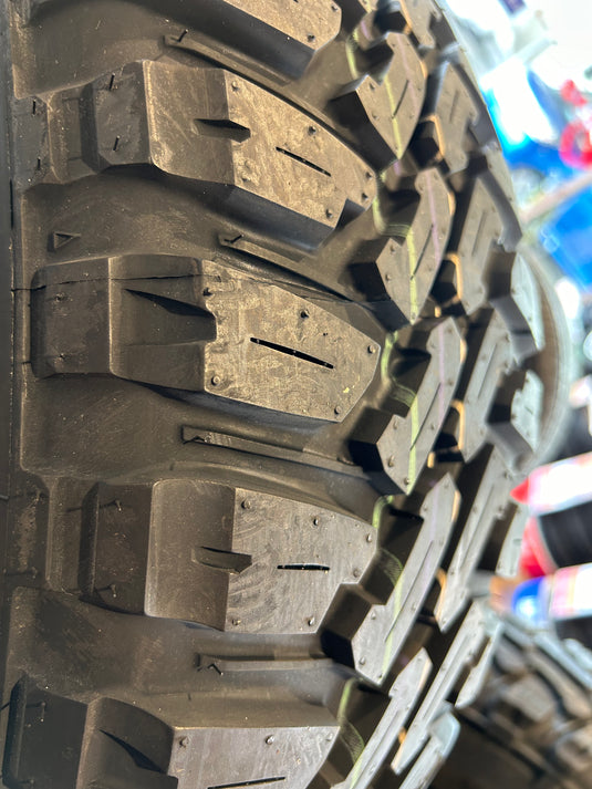 SUV-0031 ナンカン 夏タイヤ M/T　FT-9 225/65Ｒ17