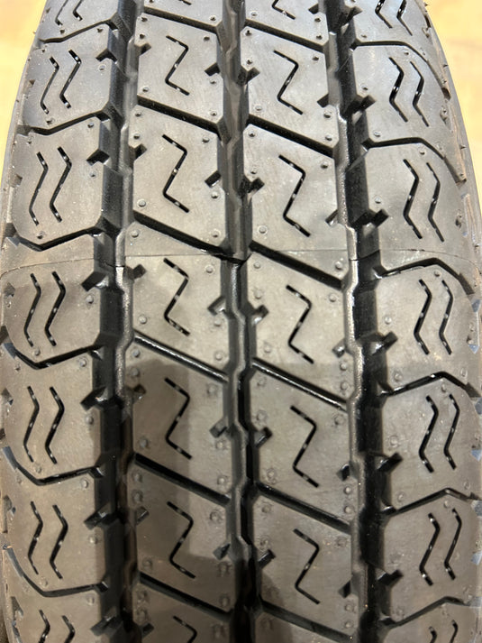 V-0015ヨコハマｽｰﾊﾟｰVAN　356145/80Ｒ12夏タイヤ