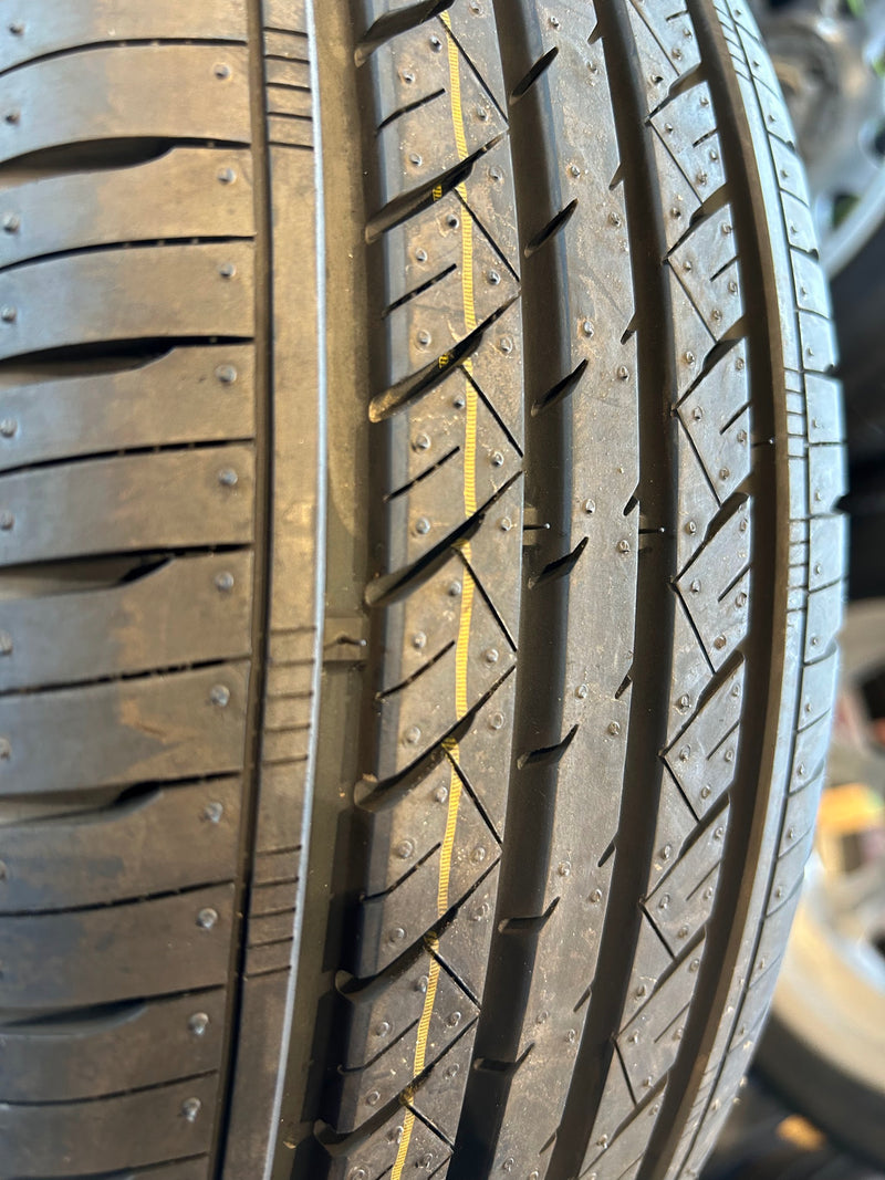 ギャラリービューアに画像をロードする, F14-0026 海外製 G FIT AS01 175/65Ｒ14 夏タイヤ ﾉｰﾄ､ｳﾞｨｯﾂ、ﾌﾞｰﾝ
