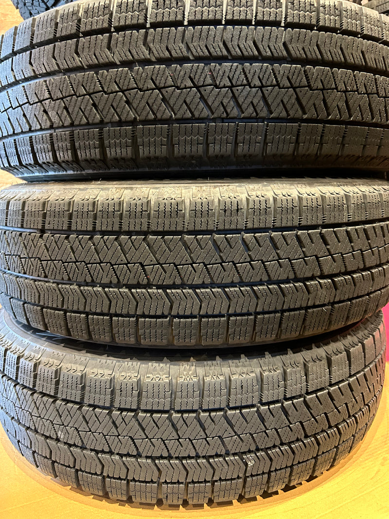 ギャラリービューアに画像をロードする, K14-0045ブリヂストンVRX2155/65Ｒ14スタッドレス
