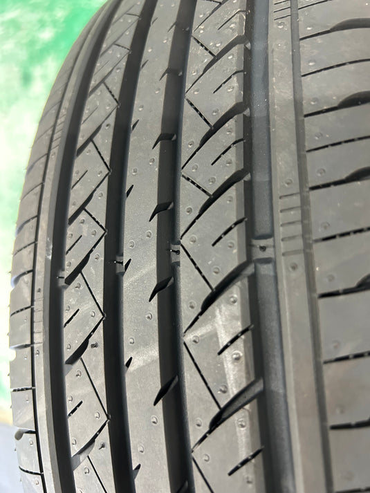 F15-0044輸入タイヤLauFenn　ＧFIT175/65Ｒ15夏タイヤ