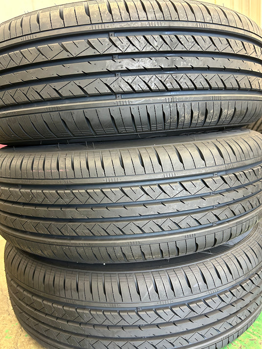 F15-0044輸入タイヤLauFenn　ＧFIT175/65Ｒ15夏タイヤ