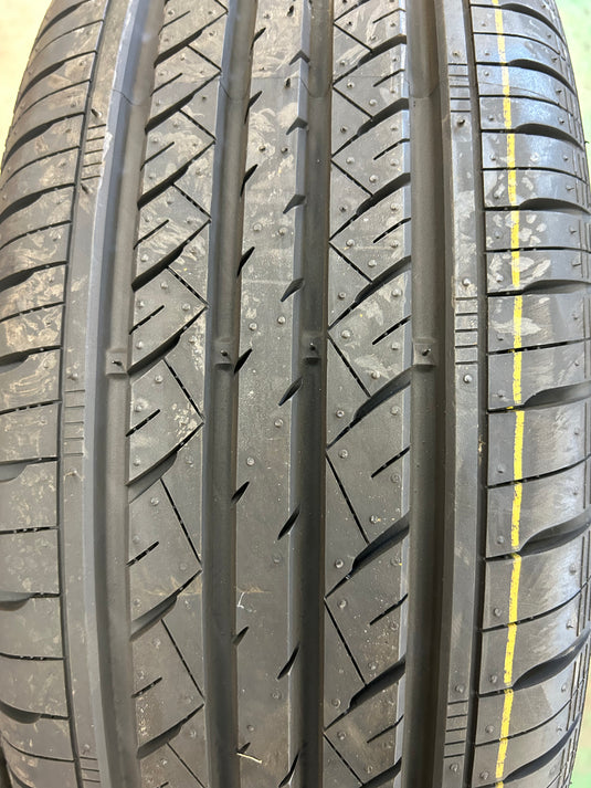 F15-0045輸入タイヤLauFenn　ＧFIT175/65Ｒ15夏タイヤ