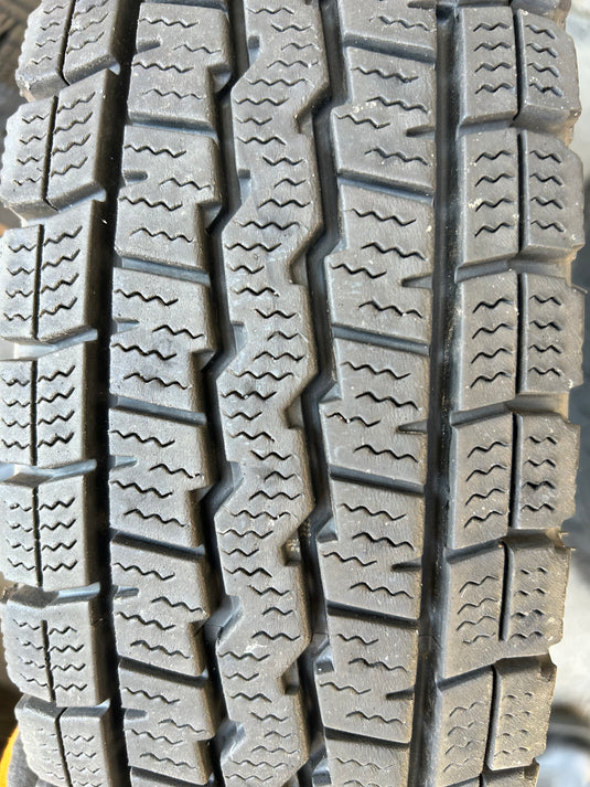 T-009ダンロップｳｨﾝﾀｰﾏｯｸｽ　SV01145/80Ｒ12 スタッドレス