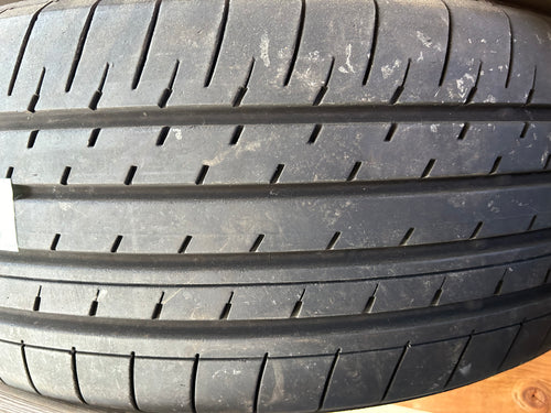 T-057 ヨコハマ 夏タイヤ ﾌﾞﾙｰｱｰｽＸT 235/55Ｒ20