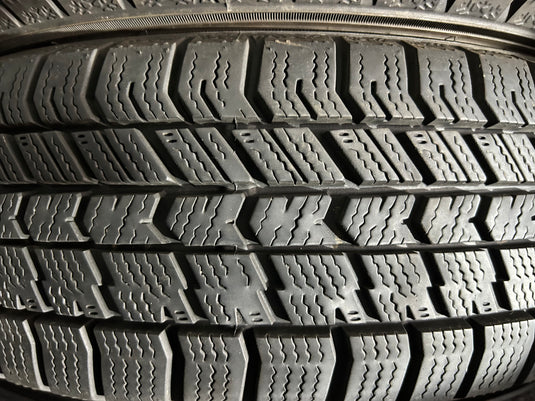 T-017グッドイヤーｱｲｽﾅﾋﾞ155/65Ｒ14 スタッドレス