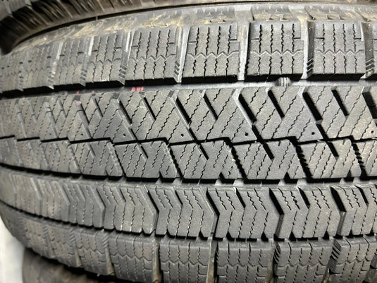 T-024ブリヂストンﾌﾞﾘｻﾞｯｸ　VRX2165/55Ｒ15 スタッドレス