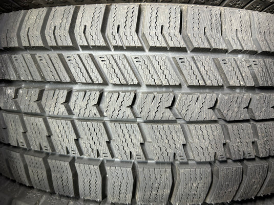T-030 グッドイヤー スタッドレス ｱｲｽﾅﾋﾞ 195/65Ｒ15