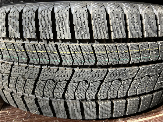 T-003トーヨーｵﾌﾞｻﾞｰﾌﾞ　GIZ2205/50Ｒ17 スタッドレス