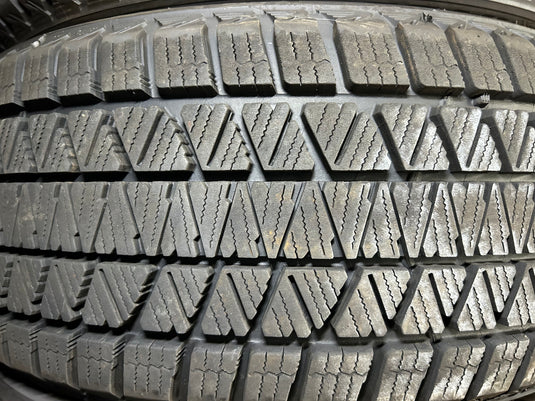 T-060ブリヂストンﾌﾞﾘｻﾞｯｸ　DM-V3225/55Ｒ18 スタッドレス