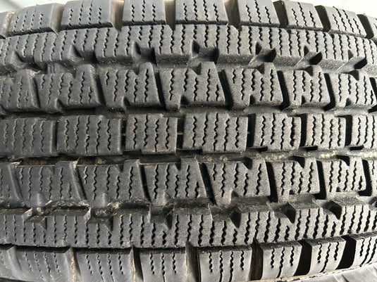 T-006ブリヂストンﾌﾞﾘｻﾞｯｸ　W300145/80Ｒ12 スタッドレス