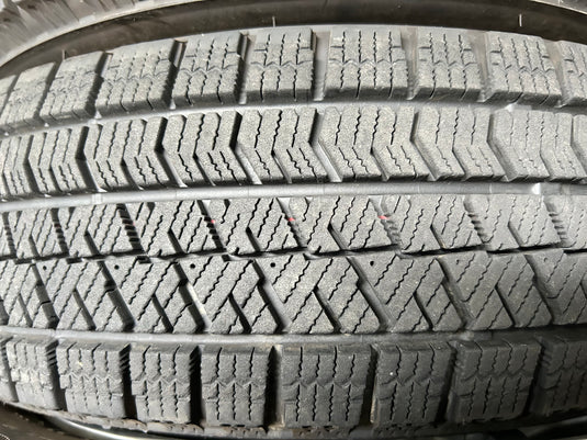 T-015ブリヂストンﾌﾞﾘｻﾞｯｸ　VRX2155/65Ｒ14 スタッドレス