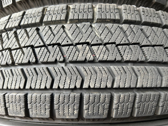 T-015ブリヂストンﾌﾞﾘｻﾞｯｸ　VRX2155/65Ｒ14 スタッドレス