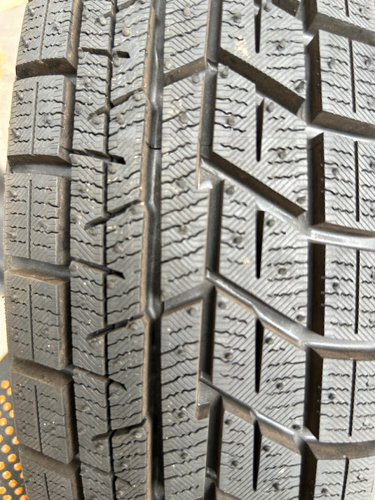 T-011ヨコハマｱｲｽｶﾞｰﾄﾞ　iG60145/80Ｒ13 スタッドレス