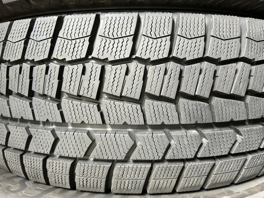 T-039ダンロップｳｨﾝﾀｰﾏｯｸｽ　WM02215/65Ｒ16 スタッドレス