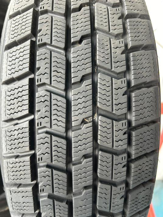 T-047グッドイヤーｱｲｽﾅﾋﾞ7165/55Ｒ15 スタッドレス