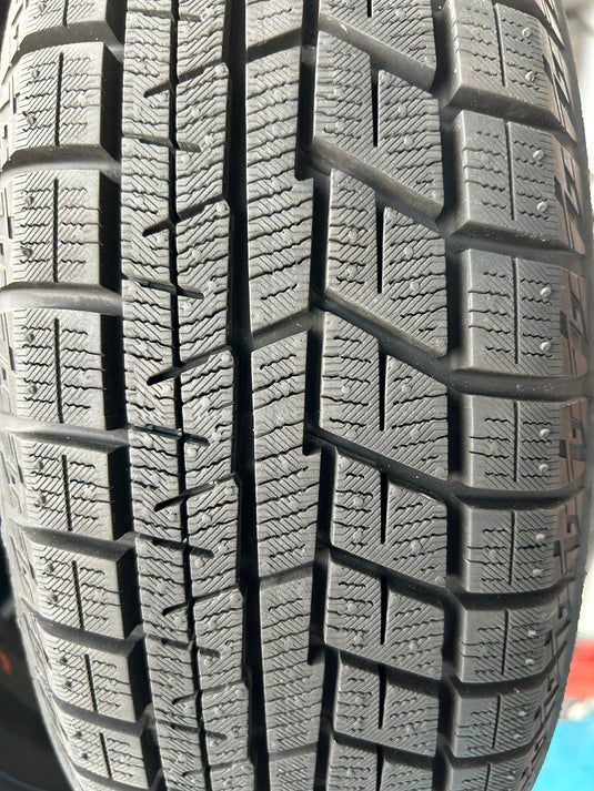 T-068ヨコハマｱｲｽｶﾞｰﾄﾞ　iG60155/65Ｒ14 スタッドレス