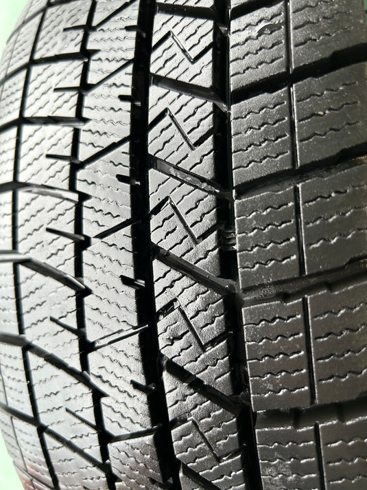 F16-0033ダンロップｳｨﾝﾀｰﾏｯｸｽ　WM03205/60Ｒ16スタッドレス