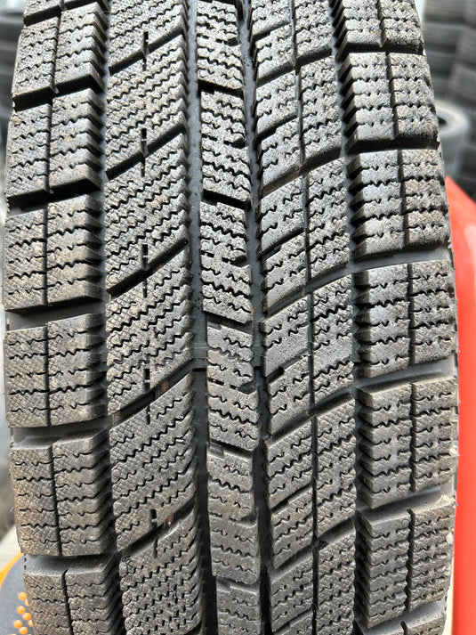 T-084ナンカンｱｲｽｱｸﾃｨﾊﾞ　AW-1175/80Ｒ16 スタッドレス