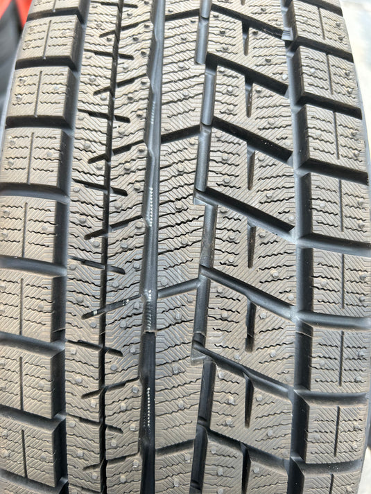 T-087 ヨコハマ スタッドレス ｱｲｽｶﾞｰﾄﾞ　iG60 165/70Ｒ14