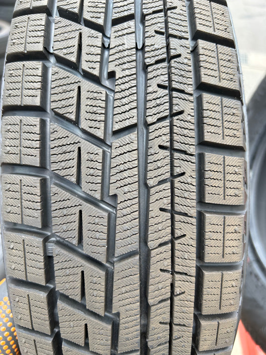 T-087ヨコハマｱｲｽｶﾞｰﾄﾞ　iG60165/70Ｒ14 スタッドレス