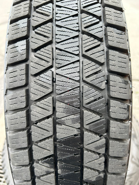 K15-0029ブリヂストンﾌﾞﾘｻﾞｯｸ　DM-V3175/80Ｒ16スタッドレス