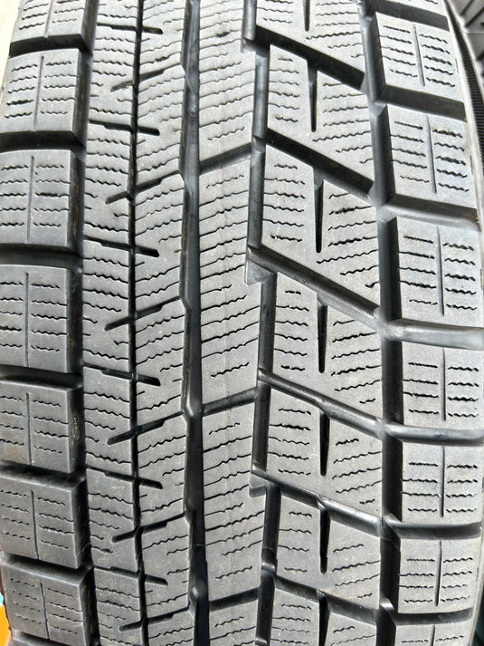 T-101ヨコハマｱｲｽｶﾞｰﾄﾞ　iG60165/70Ｒ14 スタッドレス