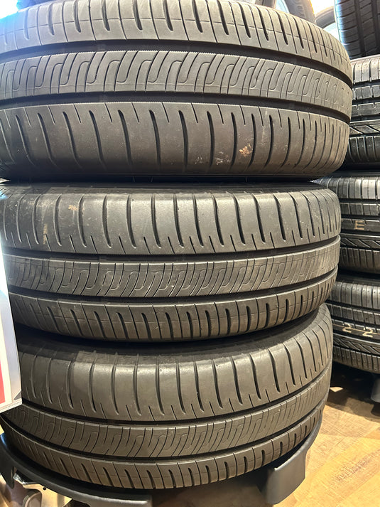 F15-0051ダンロップｴﾅｾｰﾌﾞRV505195/65Ｒ15夏タイヤ