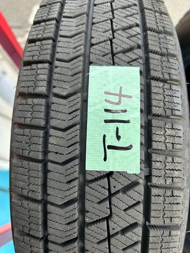 T-114ブリヂストンﾌﾞﾘｻﾞｯｸ　VRX2155/65Ｒ14 スタッドレス