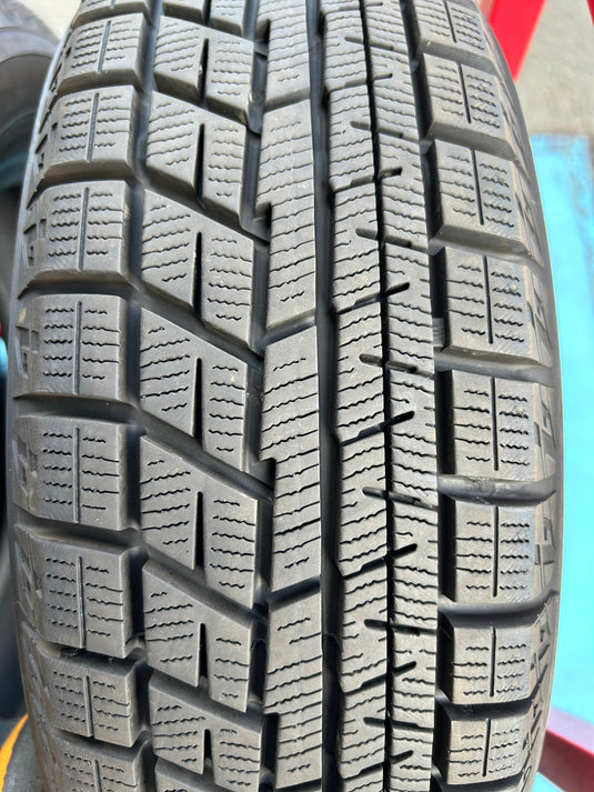 T-126ヨコハマｱｲｽｶﾞｰﾄﾞ　IG60155/65Ｒ13 スタッドレス