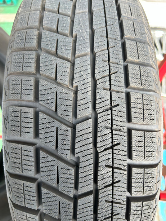 T-130ヨコハマｱｲｽｶﾞｰﾄﾞ　IG60175/65Ｒ14 スタッドレス