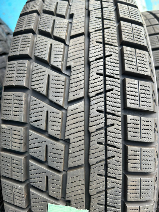 T-137 ヨコハマ スタッドレス ｱｲｽｶﾞｰﾄﾞ　IG60 185/70Ｒ14