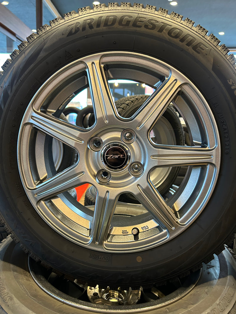 ギャラリービューアに画像をロードする, F15-0061 ブリヂストン スタッドレス ﾌﾞﾘｻﾞｯｸ　VRX2 175/65Ｒ15
