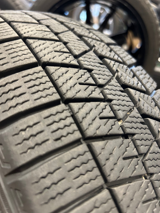 F14-0033ダンロップｳｨﾝﾀｰﾏｯｸｽ　WM03165/65Ｒ14スタッドレス