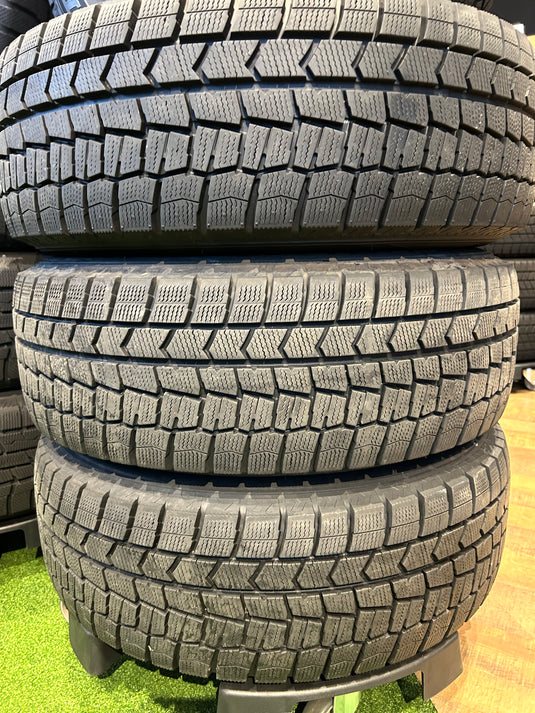 F16-0043ダンロップｳｨﾝﾀｰﾏｯｸｽ　WM02215/65Ｒ16スタッドレス