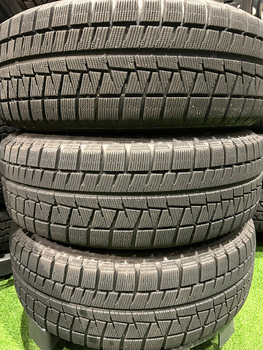 F16-0044ブリヂストンｱｲｽﾊﾟｰﾄﾅｰ2215/60Ｒ16スタッドレス