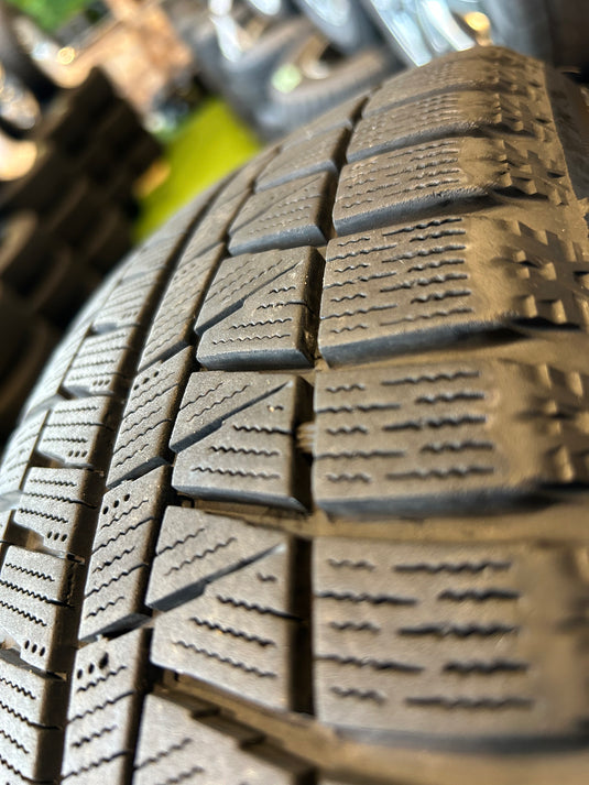 F16-0046 ブリヂストン スタッドレス ｱｲｽﾊﾟｰﾄﾅｰ2 175/60Ｒ16