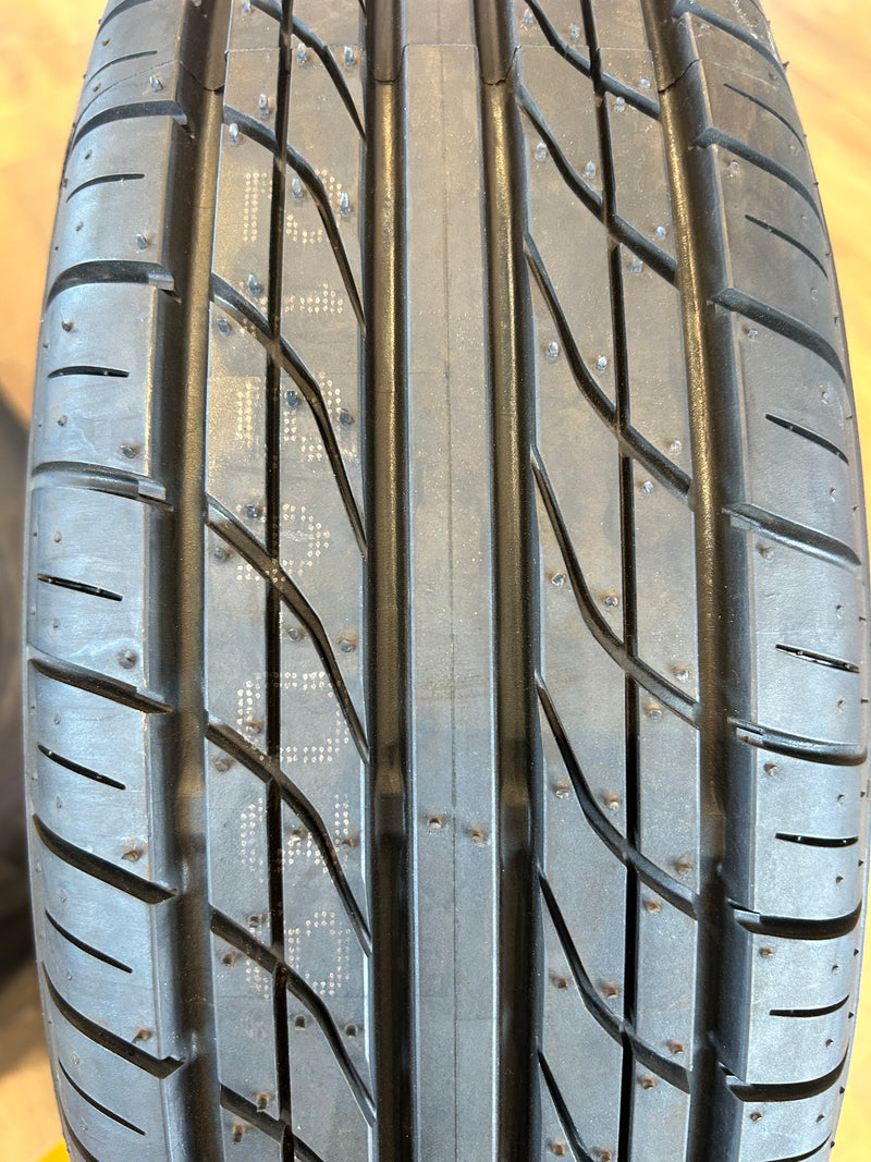 ギャラリービューアに画像をロードする, T-175 他社専売品 夏タイヤ ﾌﾟﾗｸﾃｨﾊﾞ 175/70Ｒ14
