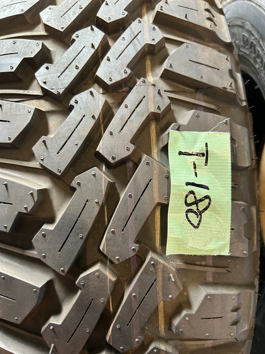 T-180 海外製 夏タイヤ ﾗｼﾞｱﾙM/T 195/65Ｒ15