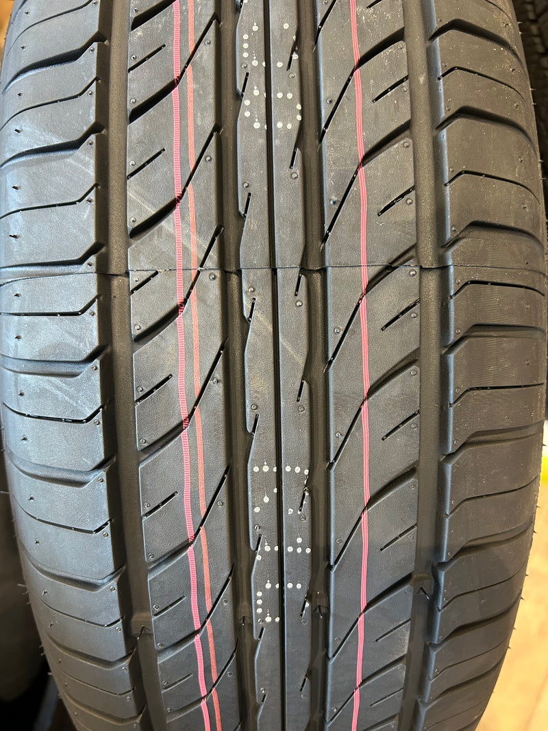 ギャラリービューアに画像をロードする, T-186 海外製 夏タイヤ ROCK515 215/65Ｒ16
