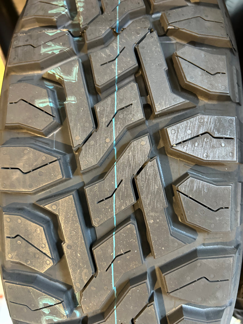 ギャラリービューアに画像をロードする, T-187 トーヨー 夏タイヤ OPEN COUNTRY R/T 165/60Ｒ15
