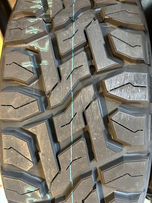 T-187トーヨーOPEN COUNTRY R/T165/60Ｒ15夏タイヤ