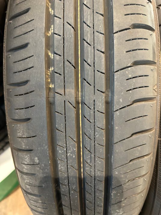 T-204ダンロップｴﾅｾｰﾌﾞ　EC300+155/65Ｒ14 夏タイヤ