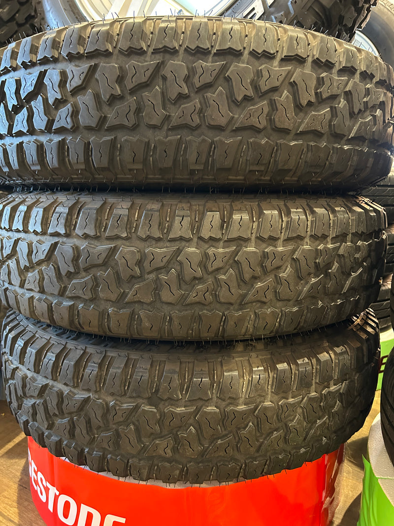 ギャラリービューアに画像をロードする, K15-0035 海外製 夏タイヤ ｴｸｽﾄﾘｰﾑ　R/T　ﾏｯﾄT 175/80Ｒ16
