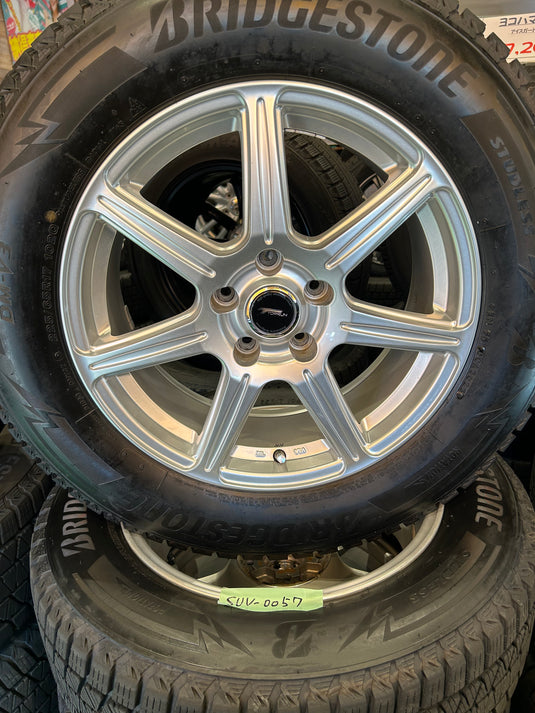 SUV-0057ブリヂストンﾌﾞﾘｻﾞｯｸ　DM-V3225/65Ｒ17スタッドレス