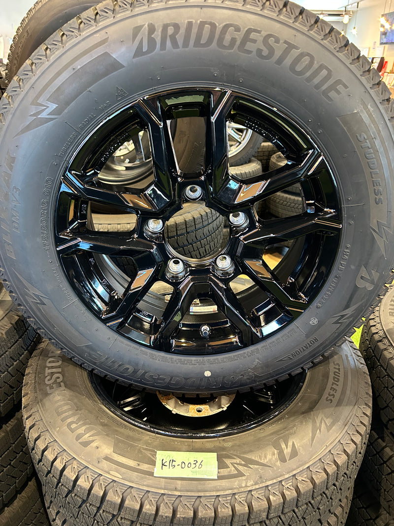 ギャラリービューアに画像をロードする, K15-0036ブリヂストンﾌﾞﾘｻﾞｯｸ　DM-V3175/80Ｒ16スタッドレス
