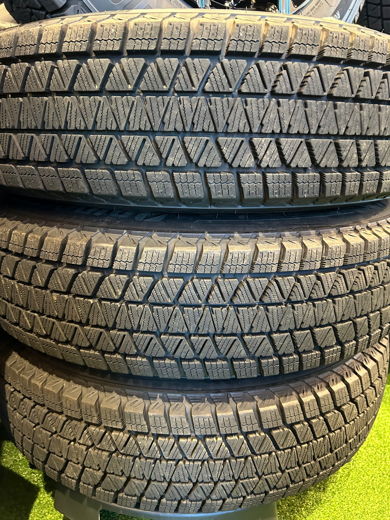 ギャラリービューアに画像をロードする, K15-0036ブリヂストンﾌﾞﾘｻﾞｯｸ　DM-V3175/80Ｒ16スタッドレス
